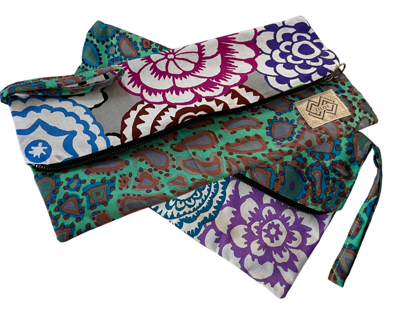 Bohemian Elegance: A Vibrant Cotton Purse