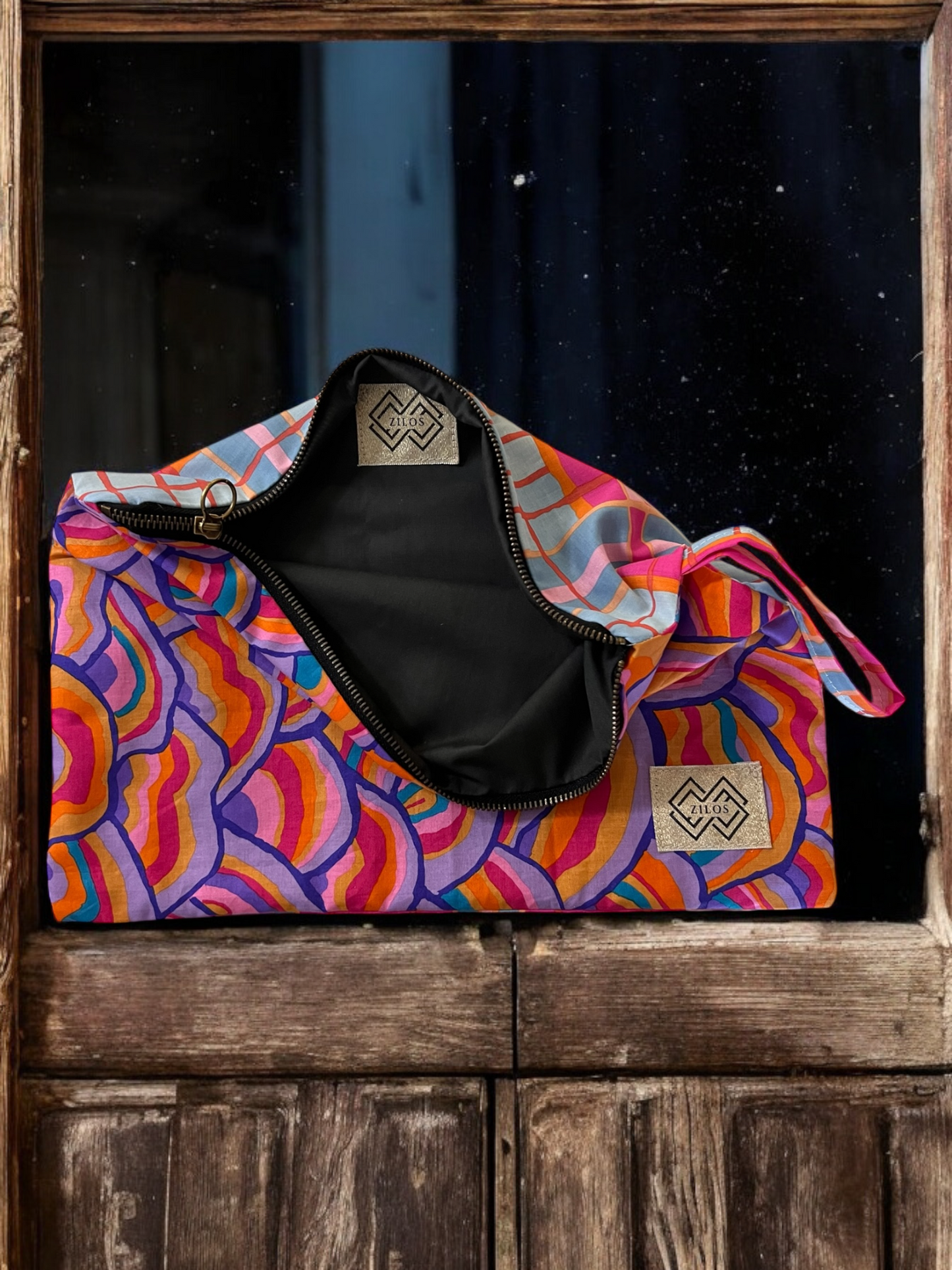 Floral Zipper Pouch: Boho Charm & Utility