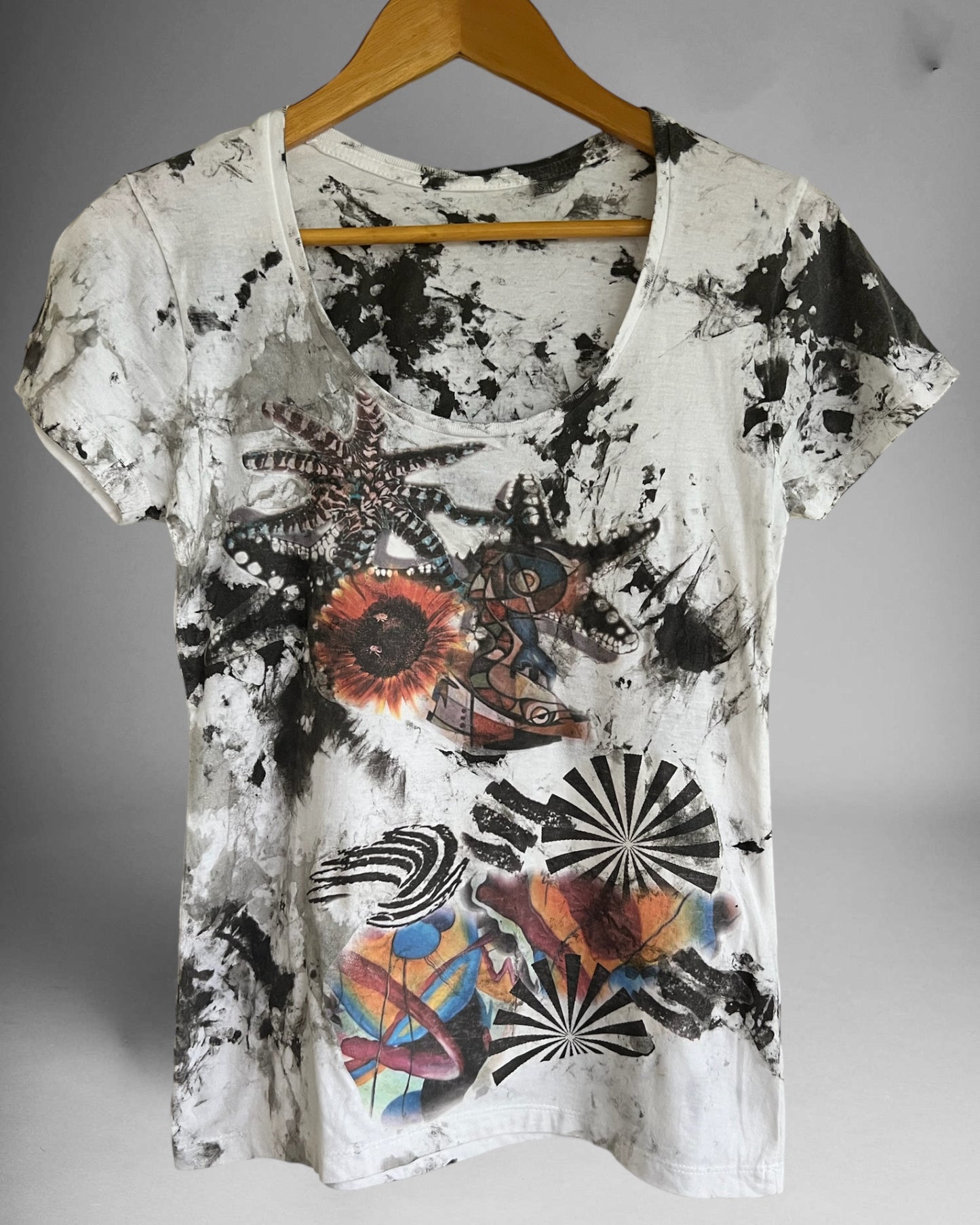 Sea Shell Carousel T-shirt