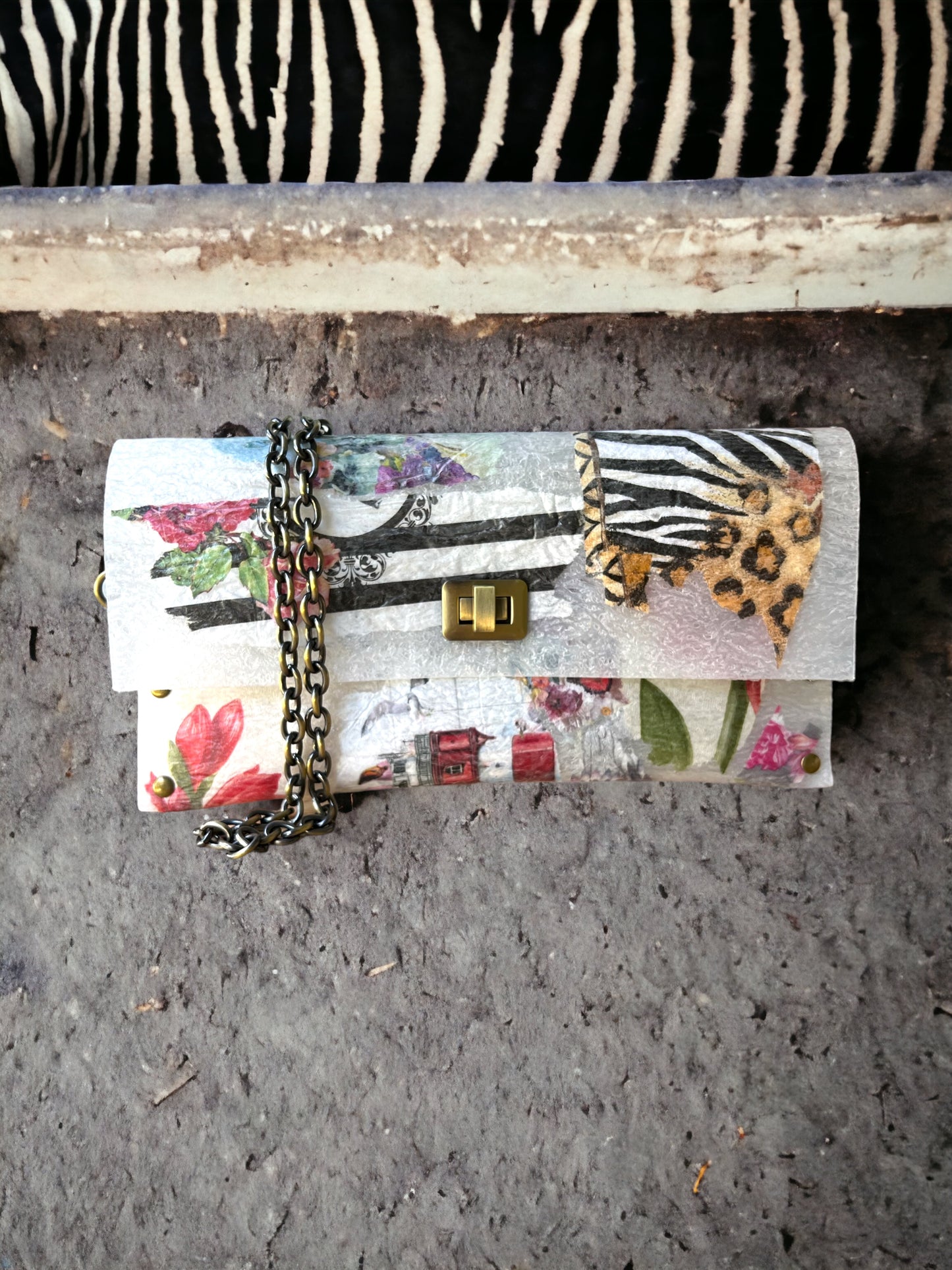 Eco-friendly Crossbody Animal Print Clutch Bag