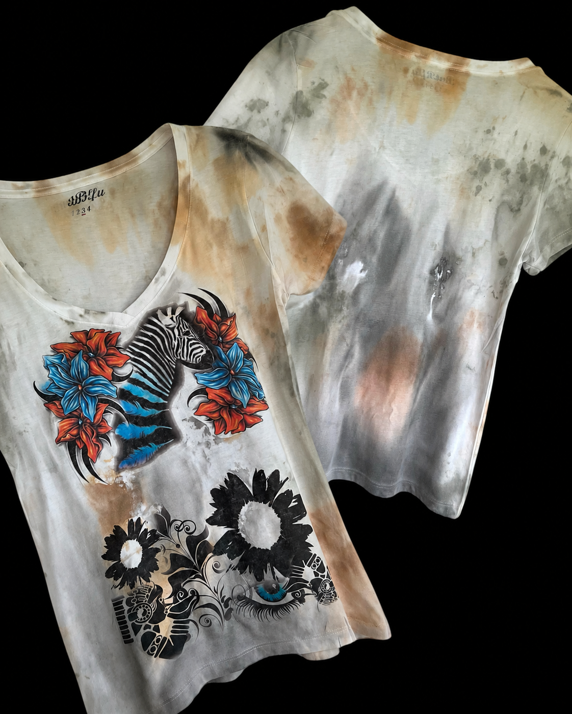 Women’s Zebra Floral Graphic V-Neck T-Shirt *