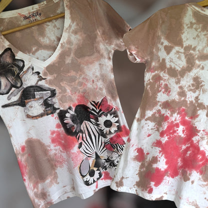 Women’s Abstract Floral Graphic V-Neck T-Shirt *